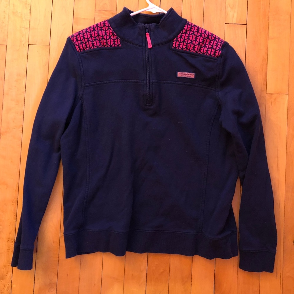 Vineyard vine sweatshirt